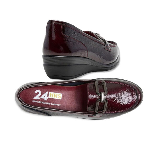 24hrs Mocasín Mujer Charol Vino - Imagen 4