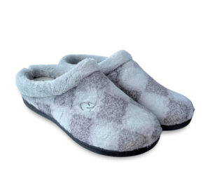 12038-Zapatilla-Mujer-Abierta-Pluma-Flex-Gris-2