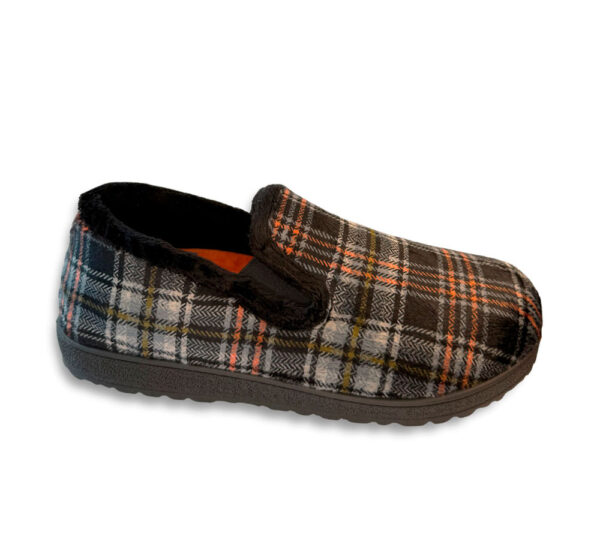 Pluma Flex Zapatilla Hombre Cerrada Negro