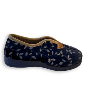 Zapatilla de casa mujer cerrada azul marino con cuña