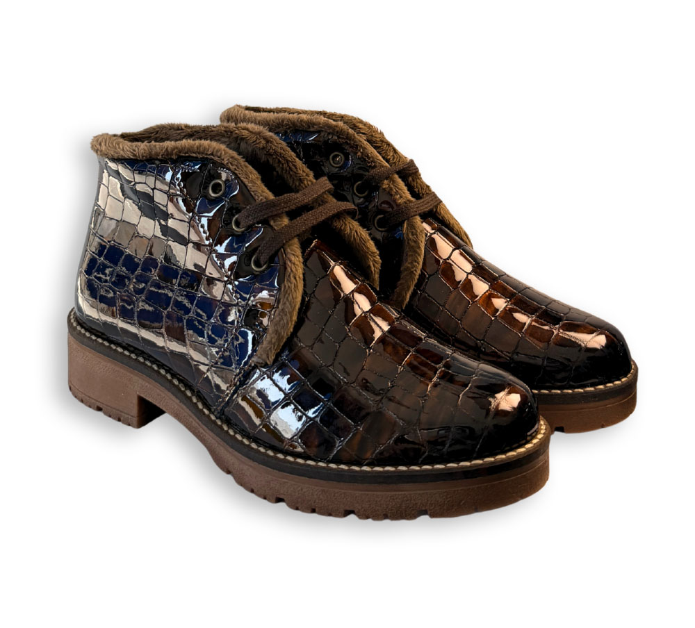 Botín de mujer Pitillos P10773M marrón con cordones y forro de pelo