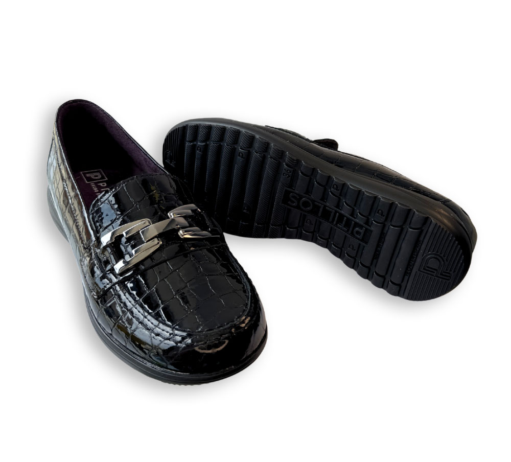Pitillos mocasín mujer negro piel acharolada con suela