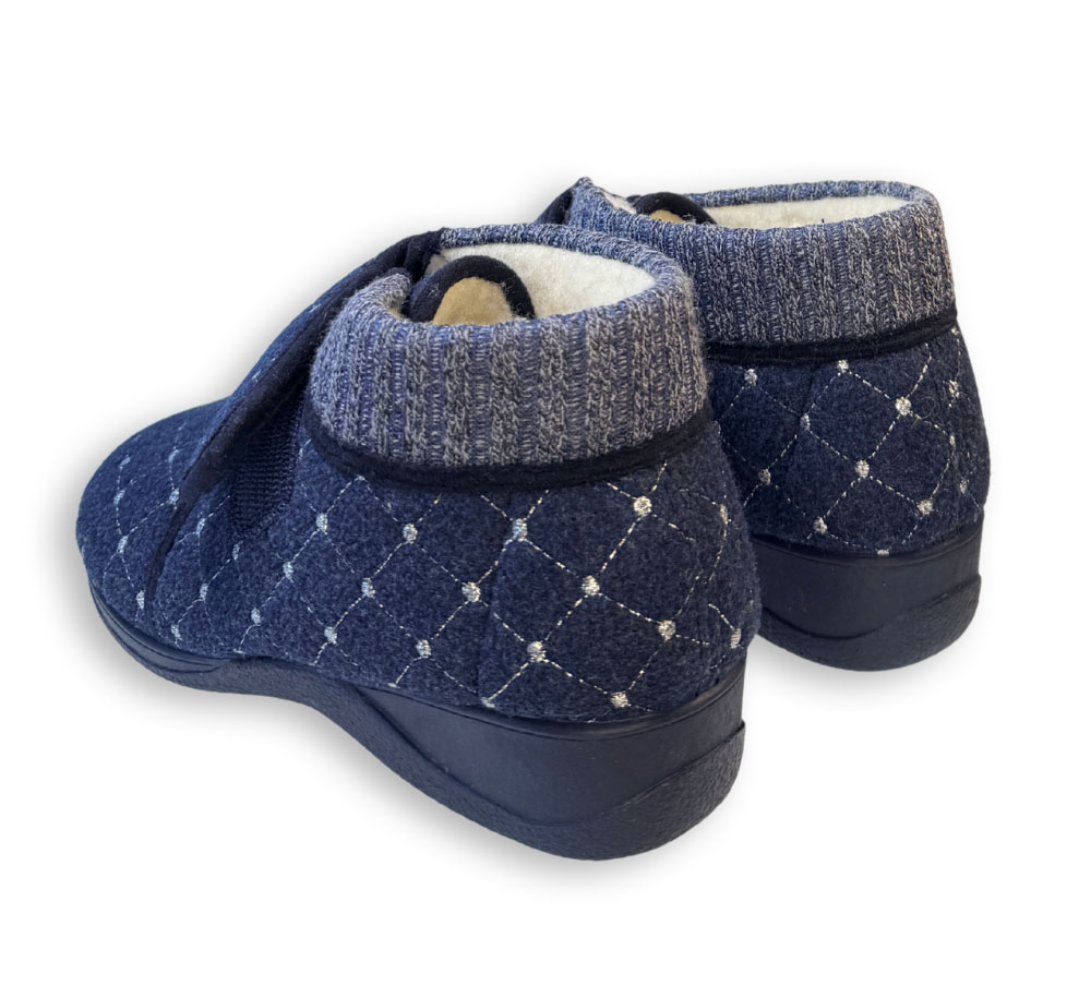 Zapatillas de casa altas Doctor Cutillas con cuello de punto e interior cálido