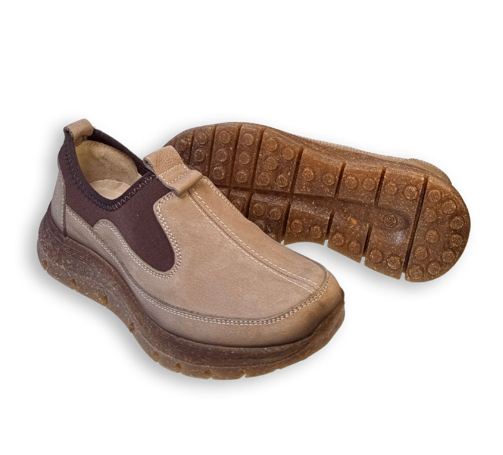 Zapato de mujer 48+Hours taupe con suela dentada marrón
