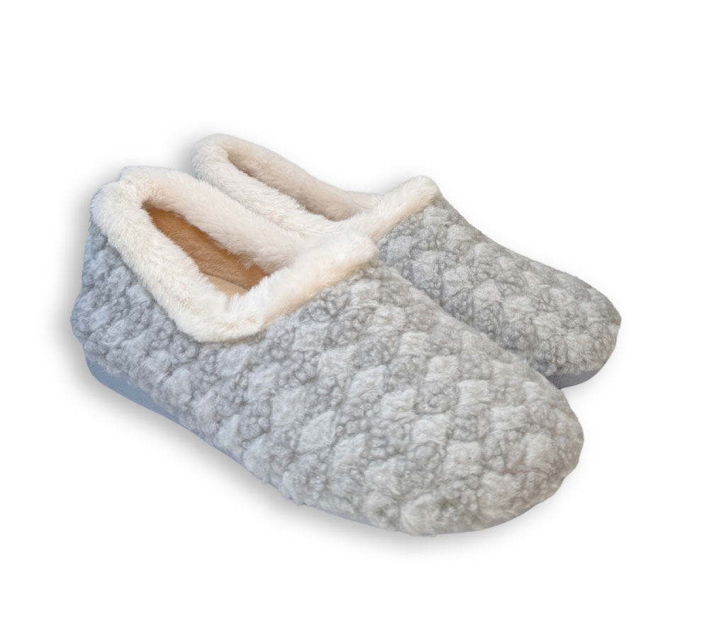 Zapatilla de casa mujer gris Javer vista lateral
